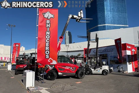 Ρινόκερος στο CONEXPO - LAS VEGAS